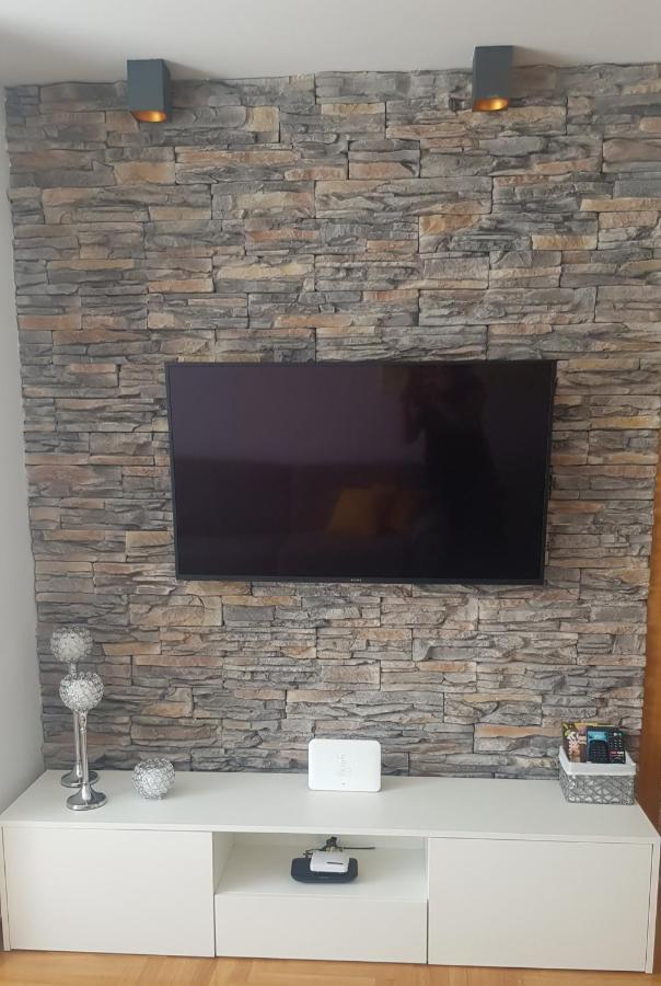 S & F Zagreb Apartman Экстерьер фото