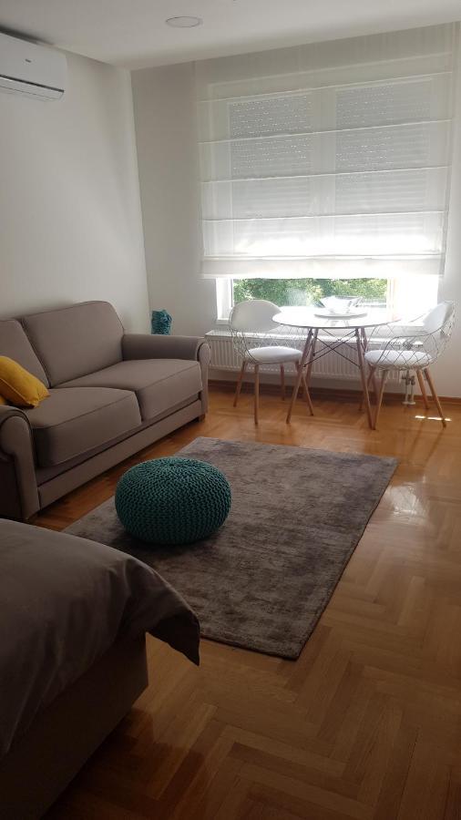 S & F Zagreb Apartman Экстерьер фото