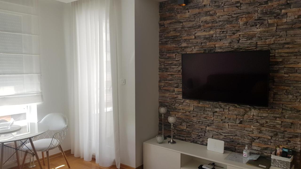 S & F Zagreb Apartman Экстерьер фото