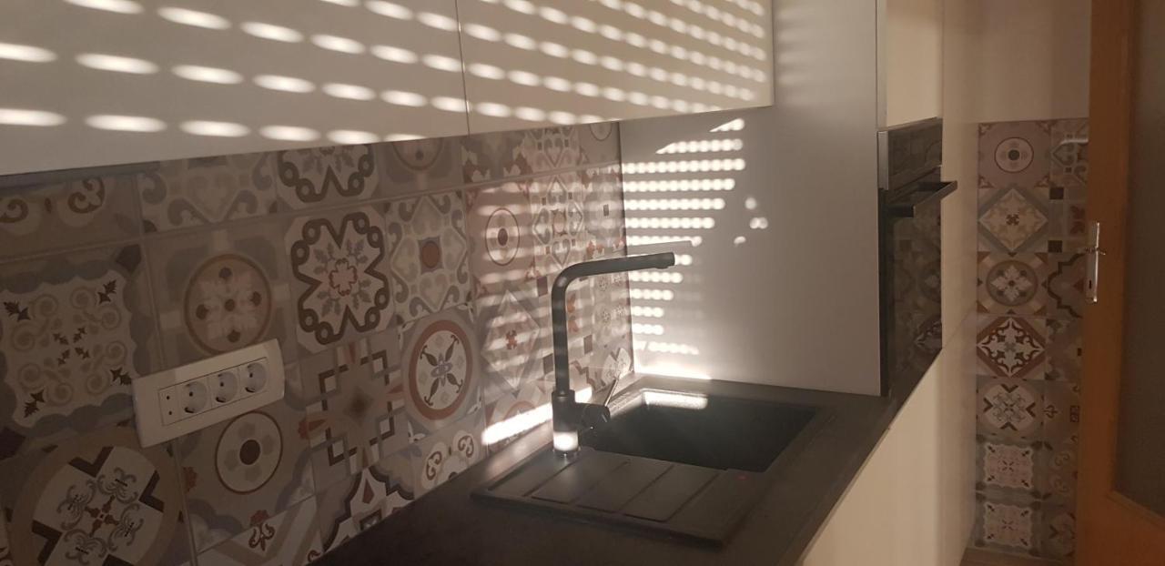S & F Zagreb Apartman Экстерьер фото